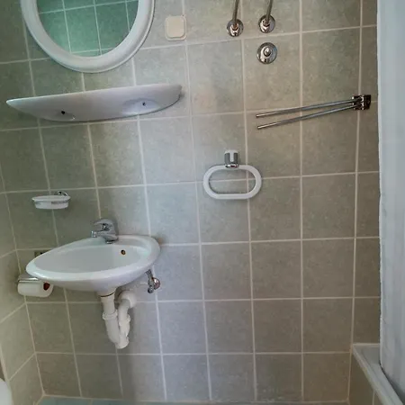 Mozart Bed and breakfast 2*