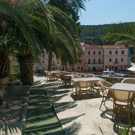 Mozart 2* Veli Lošinj